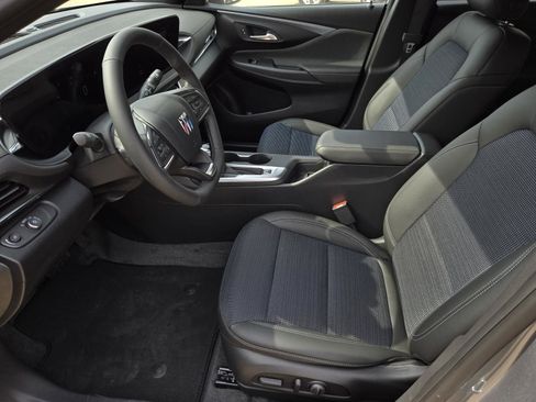 New 2026 Buick Envista Sport Touring w/ Convenience I Package FWD image 7