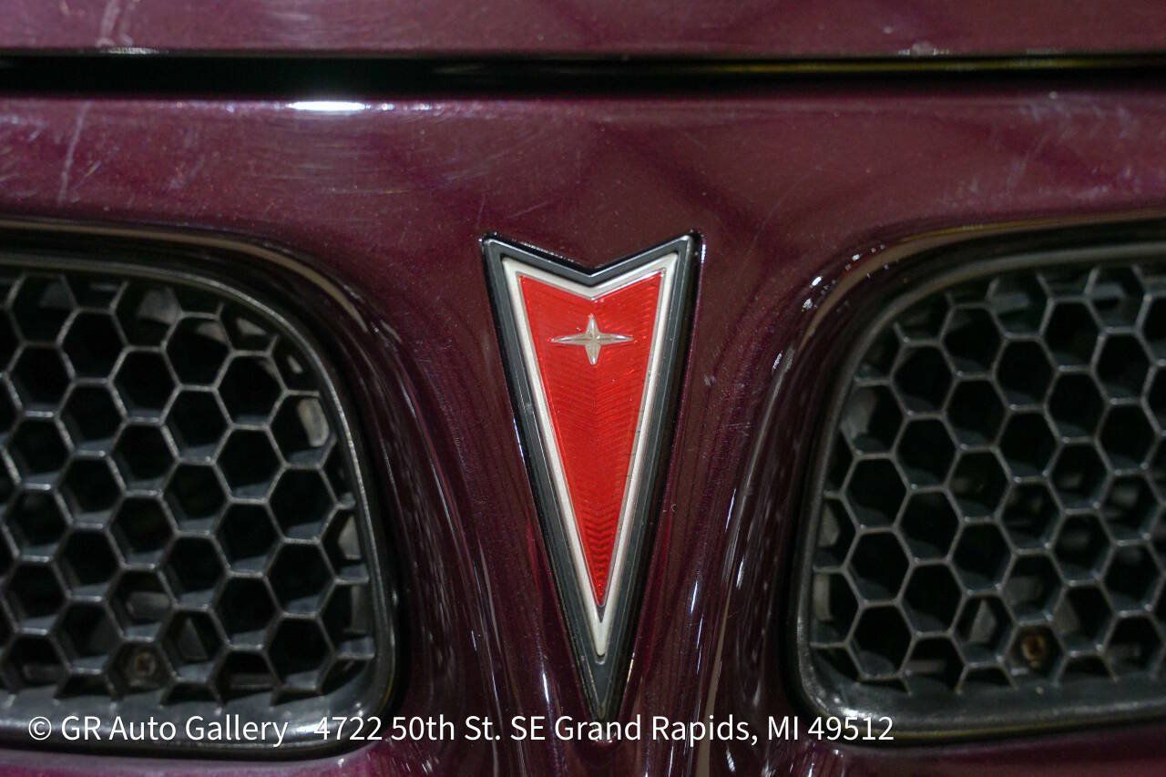 Used 2002 Pontiac Grand Prix GTP FWD image 21