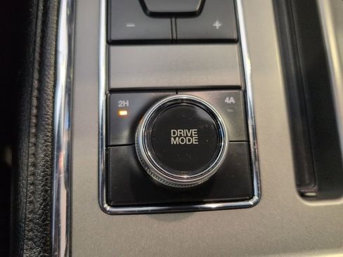 Used 2018 Ford Expedition XLT w/ Equipment Group 202A image 33