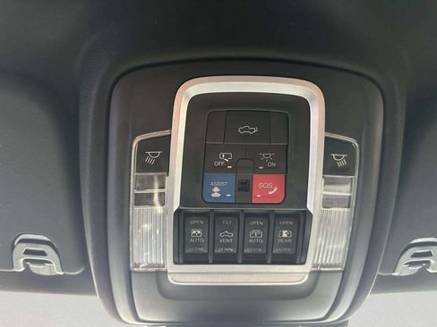 Used 2019 RAM 1500 Limited image 33