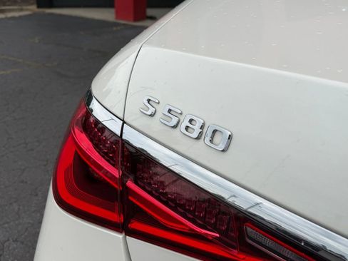Used 2021 Mercedes-Benz S 580 4MATIC Sedan image 9