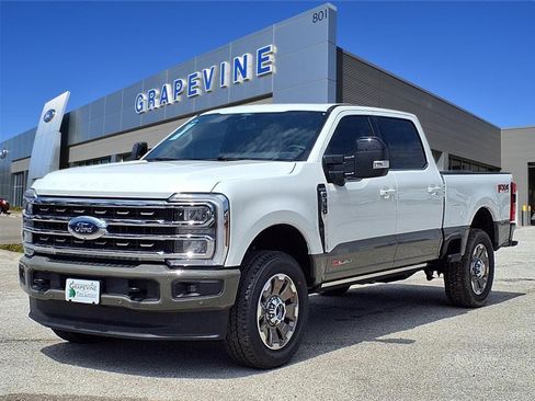 New 2026 Ford F350 King Ranch w/ FX4 Off-Road Package AWD/4WD image 8
