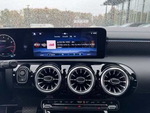 Used 2025 Mercedes-Benz CLA 250 4MATIC image 18