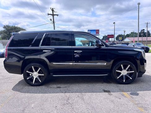 Used 2015 Cadillac Escalade Premium AWD/4WD image 6