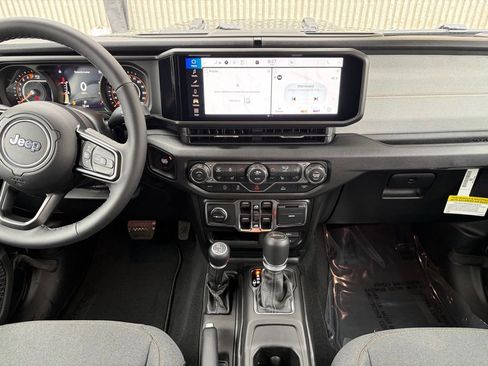 New 2026 Jeep Gladiator Sport AWD/4WD image 22