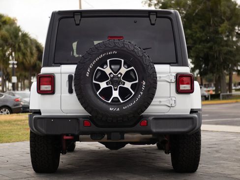 Used 2021 Jeep Wrangler Rubicon AWD/4WD image 15