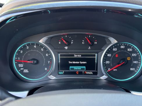 Used 2019 Chevrolet Traverse LT image 27