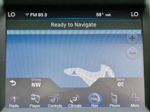 Used 2014 Chrysler 300 C image 16