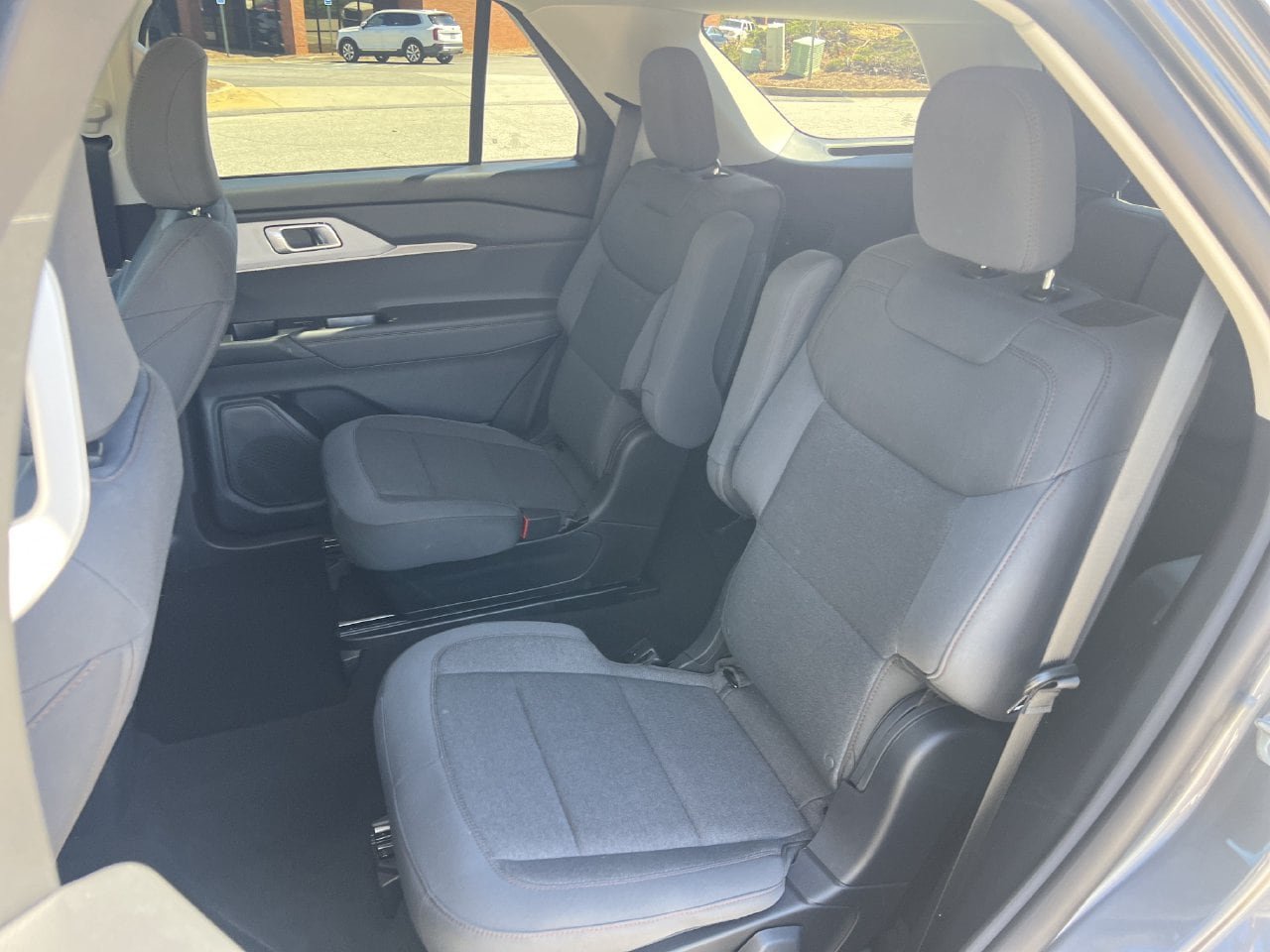 New 2026 Ford Explorer Active RWD image 15