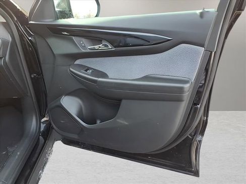 Used 2024 Chevrolet TrailBlazer LS w/ LS Convenience Package image 10