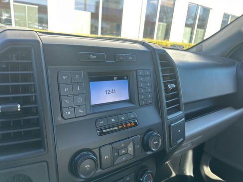 Used 2018 Ford F150 XL w/ Equipment Group 101A Mid image 10