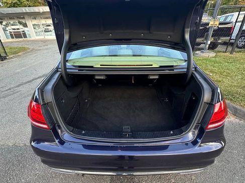 Used 2016 Mercedes-Benz E 350 4MATIC Sedan image 11
