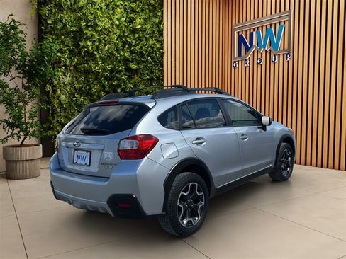Used 2015 Subaru Crosstrek 2.0i Premium w/ Moonroof Package AWD/4WD image 19