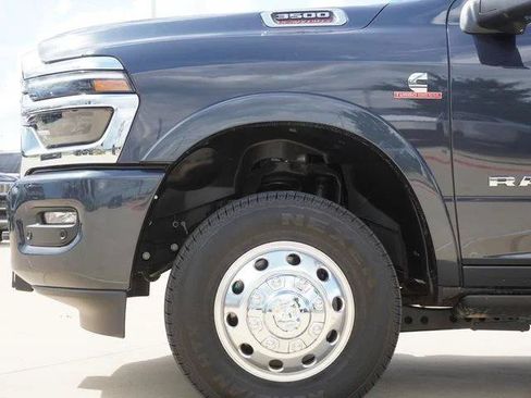 Certified 2025 RAM 3500 Longhorn AWD/4WD image 5