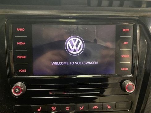 Used 2020 Volkswagen Passat 2.0T R-Line image 25