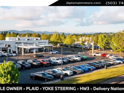 Used 2022 Tesla Model S Plaid AWD/4WD image 2