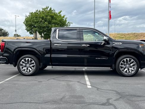 New 2026 GMC Sierra 1500 Denali w/ Denali Reserve Package image 3