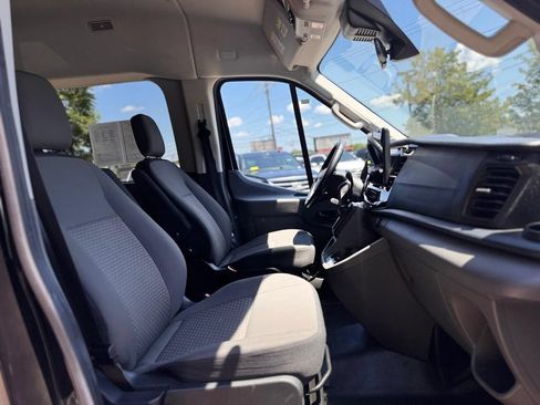 Used 2024 Ford Transit 350 XLT RWD image 29