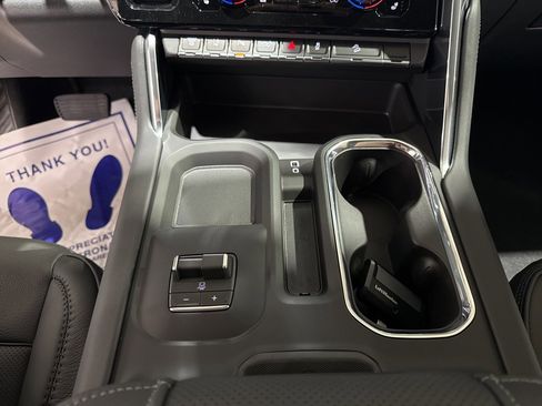 New 2026 GMC Sierra 3500 Denali w/ Denali Reserve Package image 36