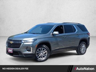 Used 2023 Chevrolet Traverse LT