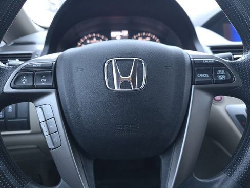 Used 2016 Honda Odyssey SE image 25