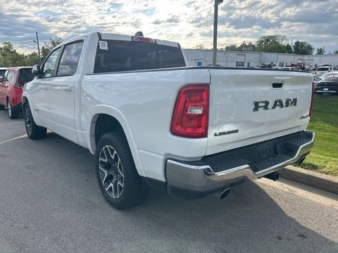 Used 2025 RAM 1500 Laramie AWD/4WD image 4