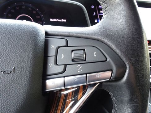 Certified 2024 Cadillac Escalade Premium Luxury w/ Performance Package AWD/4WD image 24