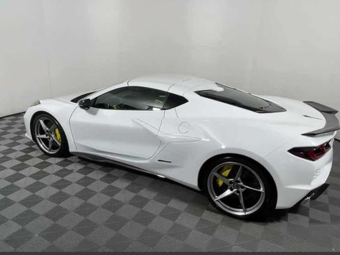 New 2025 Chevrolet Corvette E-Ray w/ ZER Performance Package AWD/4WD image 12