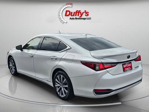 Used 2019 Lexus ES 300h 300h image 17