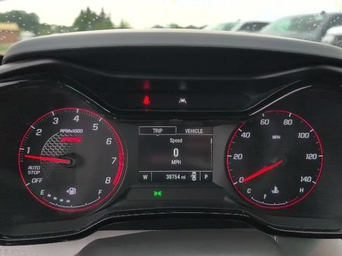 Used 2024 Chevrolet Trax RS FWD image 22