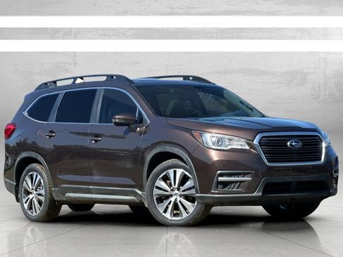 Used 2019 Subaru Ascent Limited w/ Popular Package #2A AWD/4WD image 2