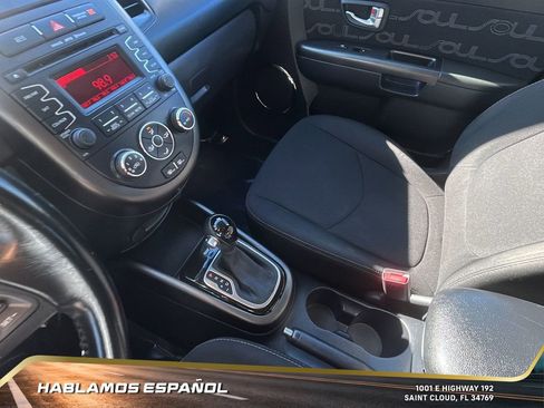 Used 2013 Kia Soul + image 24
