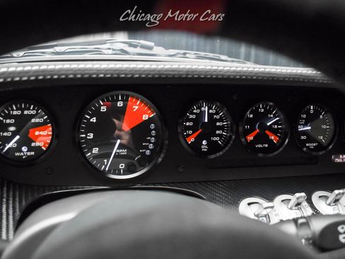 Used 2006 Ford GT image 13