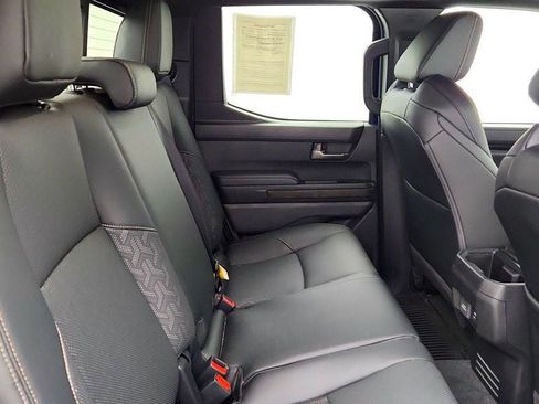 Used 2025 Toyota Tacoma Limited AWD/4WD image 25