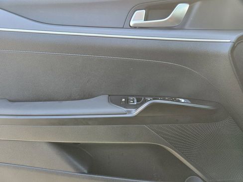 New 2025 Kia K5 LXS FWD image 18