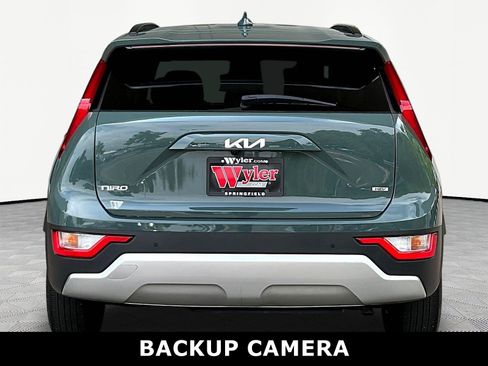 Used 2024 Kia Niro EX FWD image 5