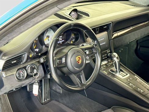 Used 2018 Porsche 911 GT3 w/ Sport Chrono Package RWD image 16