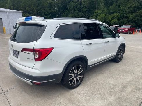 Used 2020 Honda Pilot Touring image 5