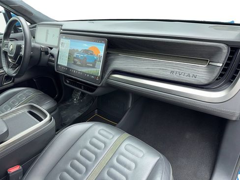 Used 2022 Rivian R1T Adventure AWD/4WD image 48