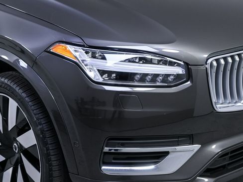 Certified 2024 Volvo XC90 T8 Ultimate AWD/4WD image 41