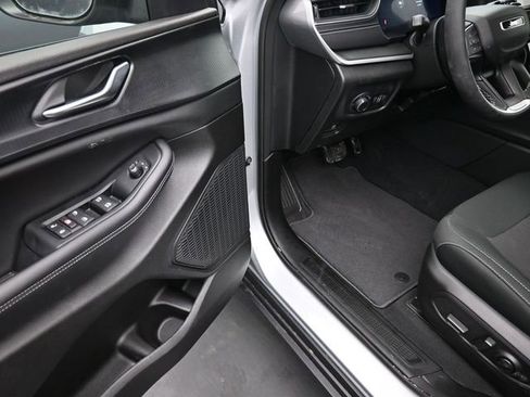 New 2026 Jeep Grand Cherokee L 4WD image 14