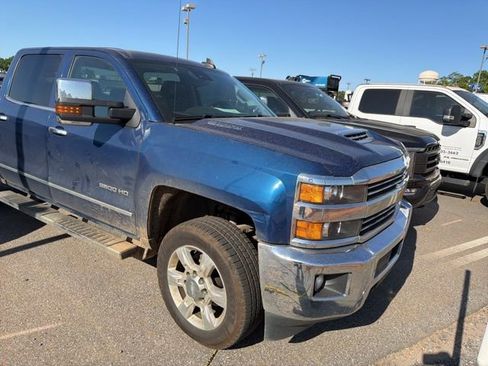 Used 2017 Chevrolet Silverado 2500 LTZ w/ Duramax Plus Package image 2