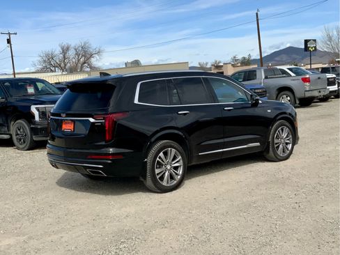 Used 2020 Cadillac XT6 Premium Luxury w/ Platinum Package AWD/4WD image 5