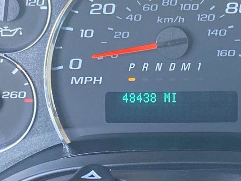 Used 2023 Chevrolet Express 3500 LS image 8