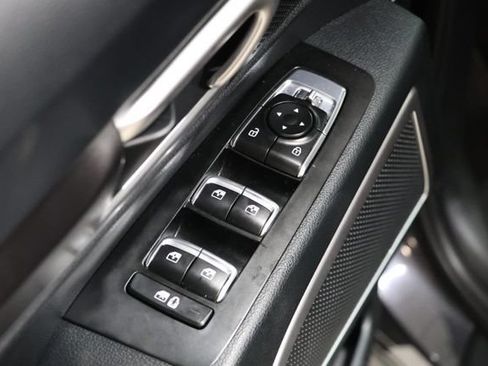 Used 2025 Kia Telluride LX FWD image 15