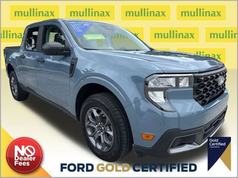 Used 2025 Ford Maverick XLT FWD image 1