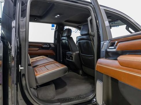 Used 2024 GMC Sierra 2500 Denali Ultimate AWD/4WD image 57