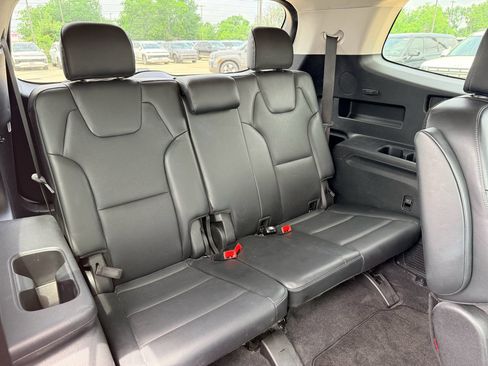 Used 2025 Kia Telluride S FWD image 27