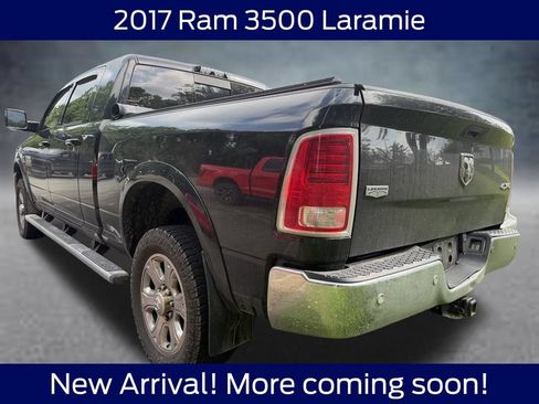 Used 2017 RAM 3500 Laramie AWD/4WD image 3