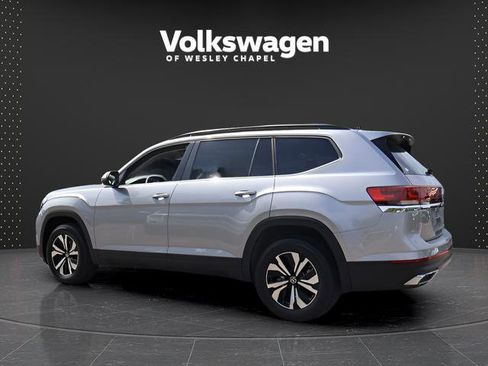 Certified 2026 Volkswagen Atlas SE AWD/4WD image 6
